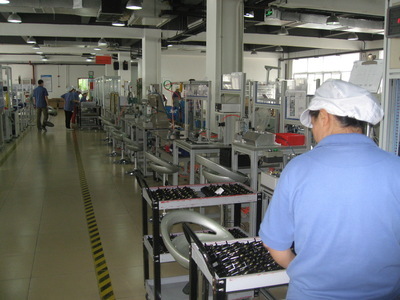步進(jìn)電機(jī)生產(chǎn)線 價(jià)格、廠家與工控系統(tǒng)裝備解析——瑞安市鴻發(fā)汽摩產(chǎn)品檢測臺(tái)設(shè)備廠應(yīng)用實(shí)踐